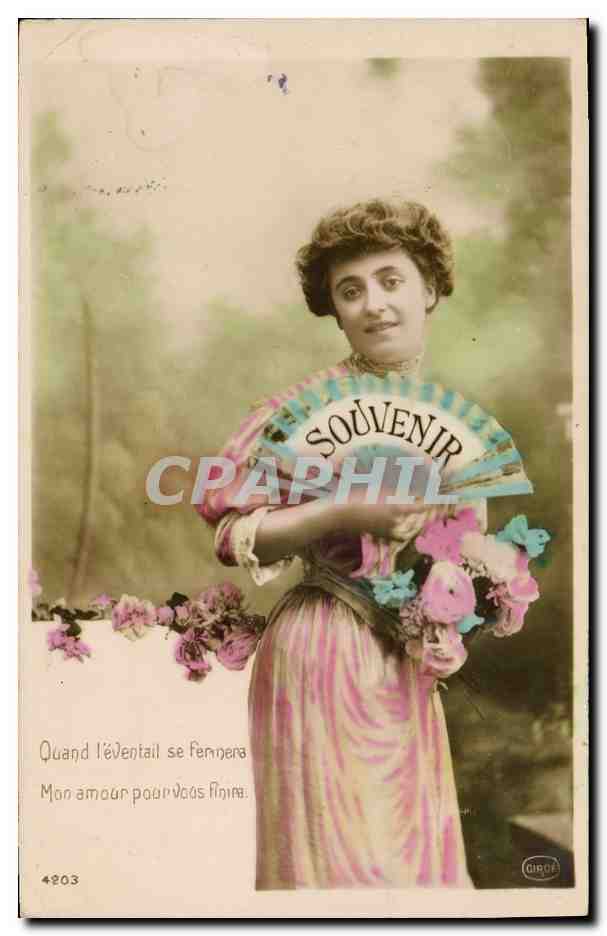 Femme en robe colorée tenant un éventail et un bouquet — Souvenir — Circo, n° 4203
