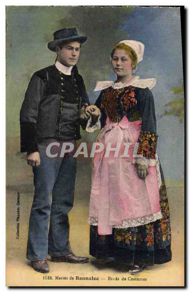CPA Folklore Maries de Bannalec Mariage 