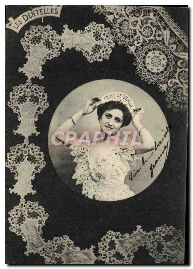 CPA Folklore Dentelle Dentelliere Point de Venise 