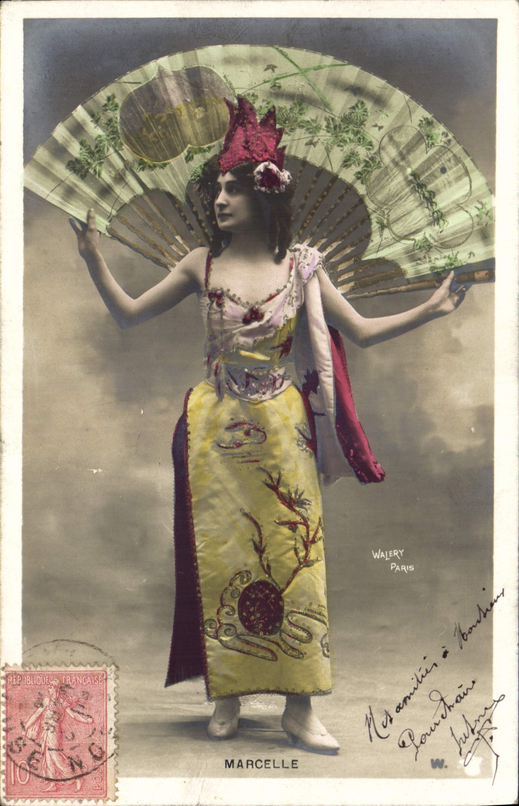 Marcelle — danseuse en costume oriental — Wajery, Paris