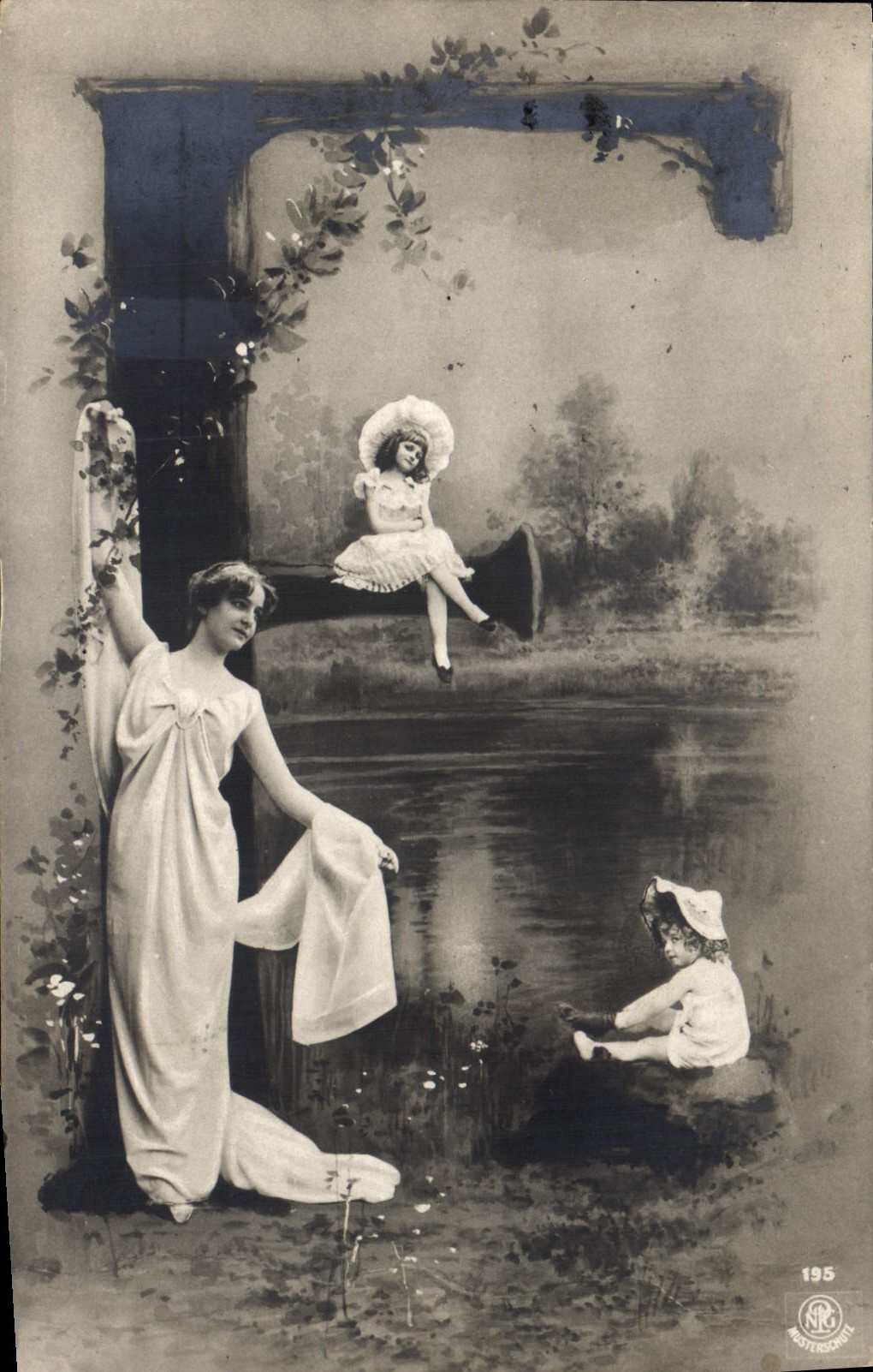 Femme et deux enfants près d'un étang — scène de jardin — éditeur NRG, n° 195