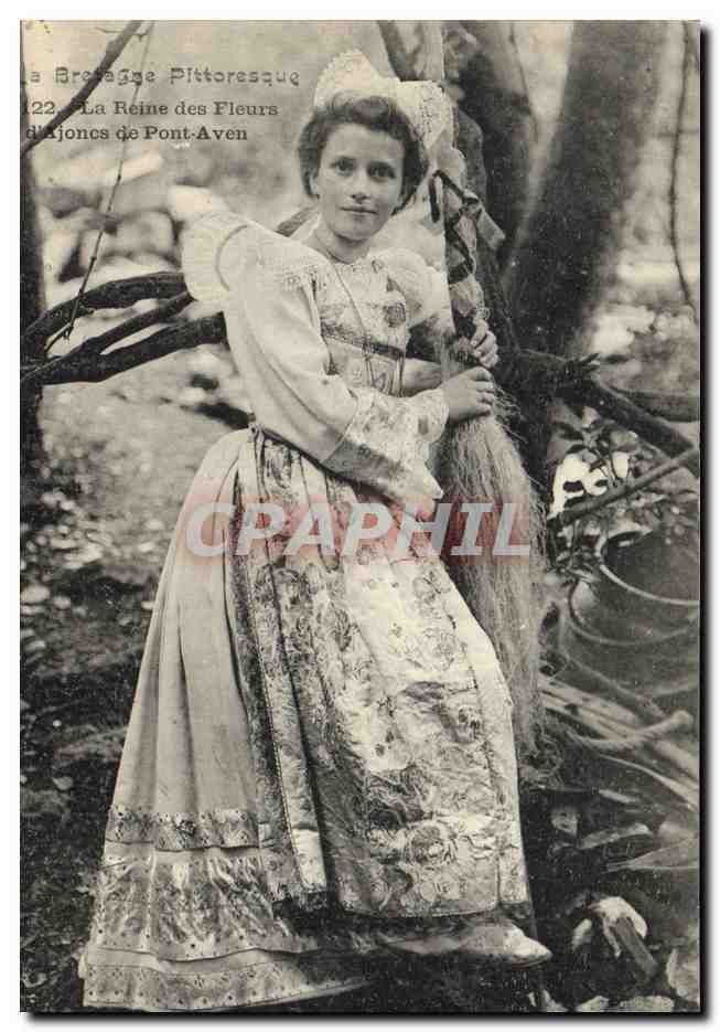 CPA Folklore La reine des fleurs d'ajoncs de Pont Aven
