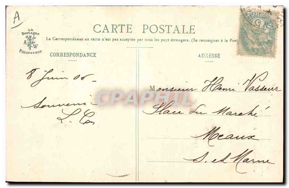 CPA Folklore La reine des fleurs d'ajoncs de Pont Aven — Verso