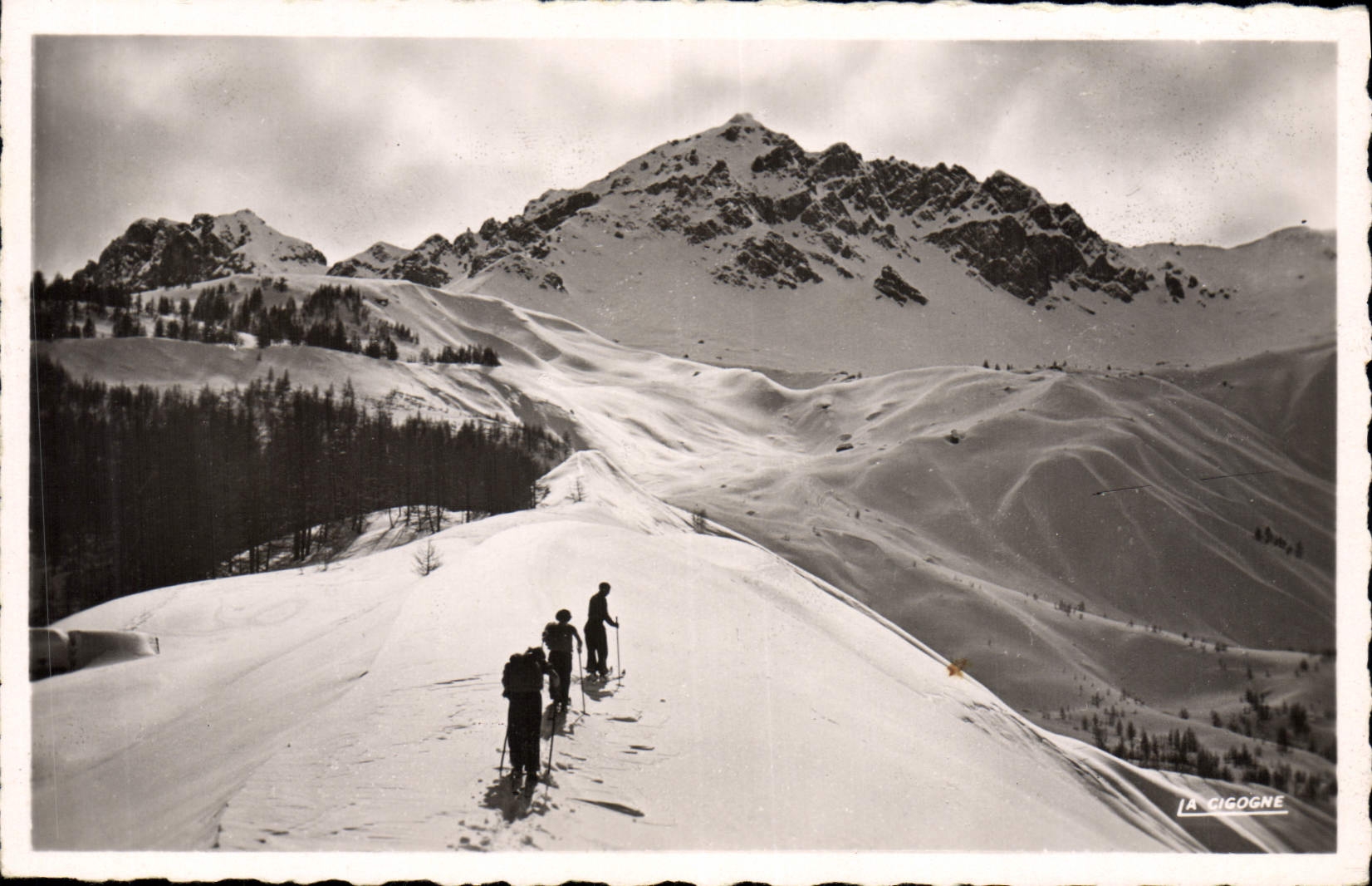 CPA Sports d'hiver dans les Alpes de Provence Excursion en haute montagne 