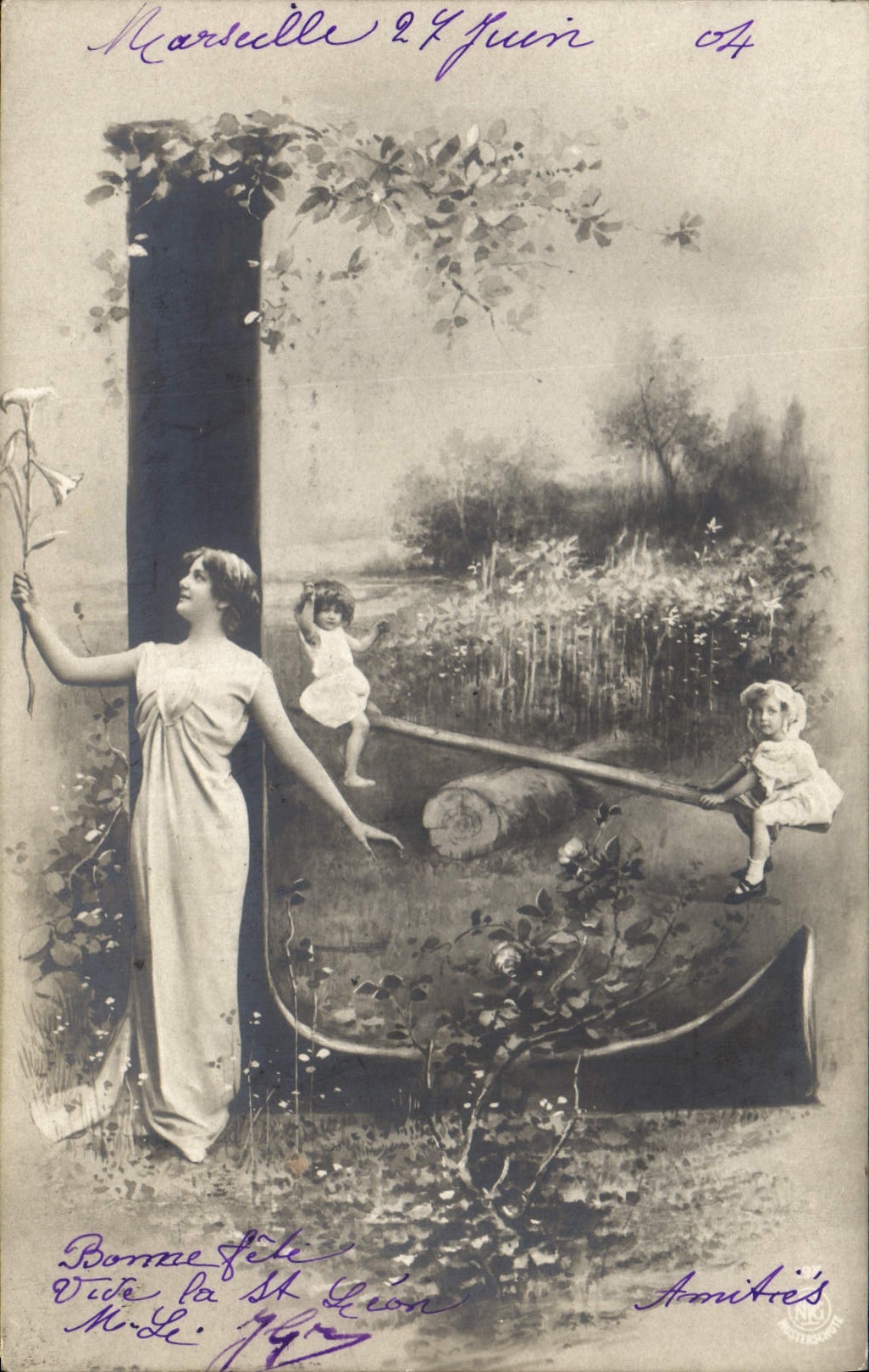 Femmes et enfants dans un jardin — Amicitie's — n° 40