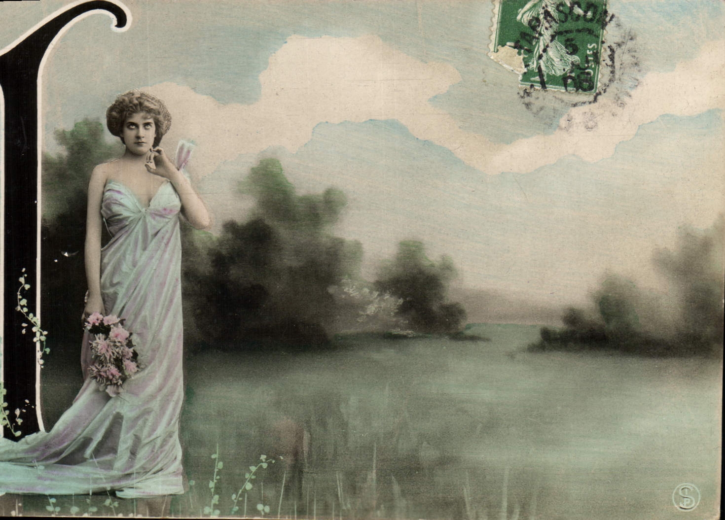 Femme en robe de style antique — paysage — éditeur S. n° 134