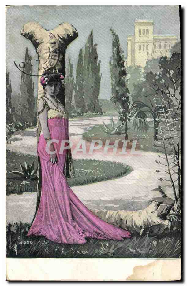 Femme en robe rose devant colonne — éditeur A. LEROUX, n° 4909