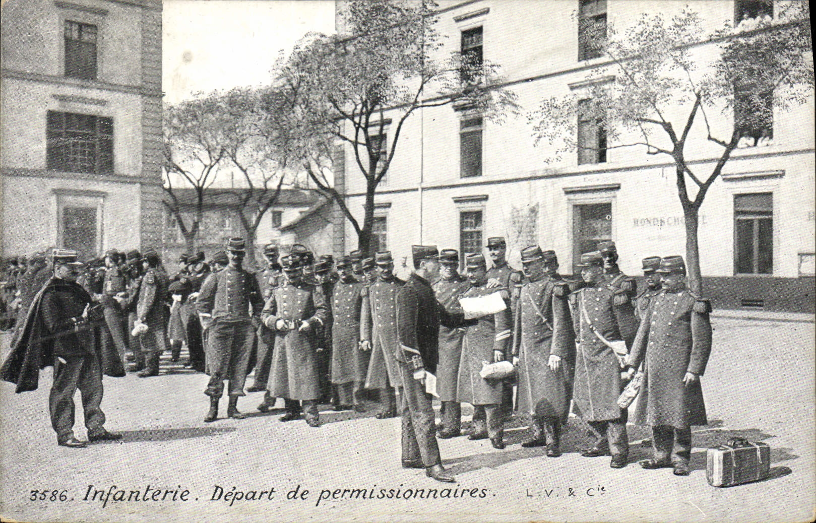 Infanterie. Départ de permissionnaires — L.V. & Cie, n° 3586