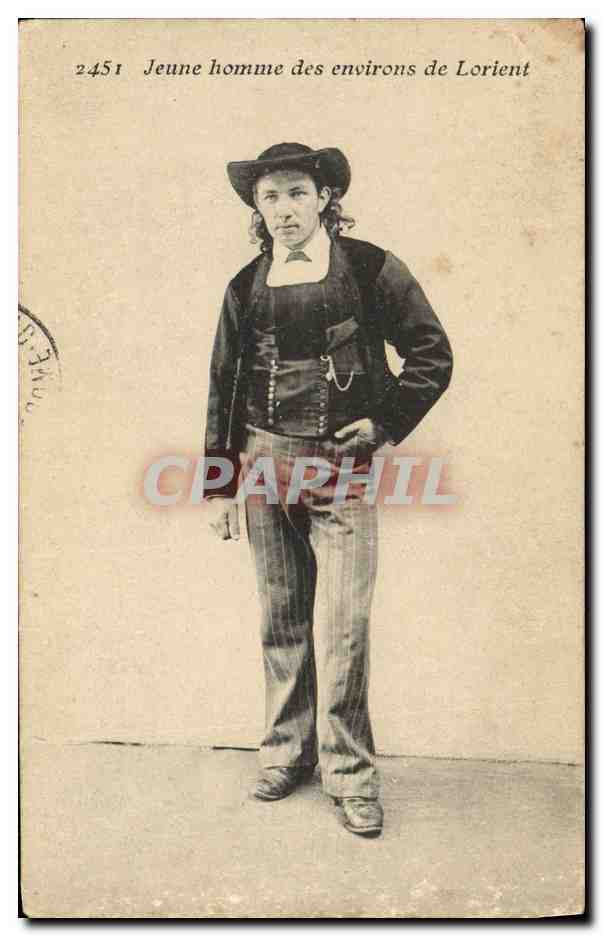 CPA Folklore Jeune homme des environs de Lorient