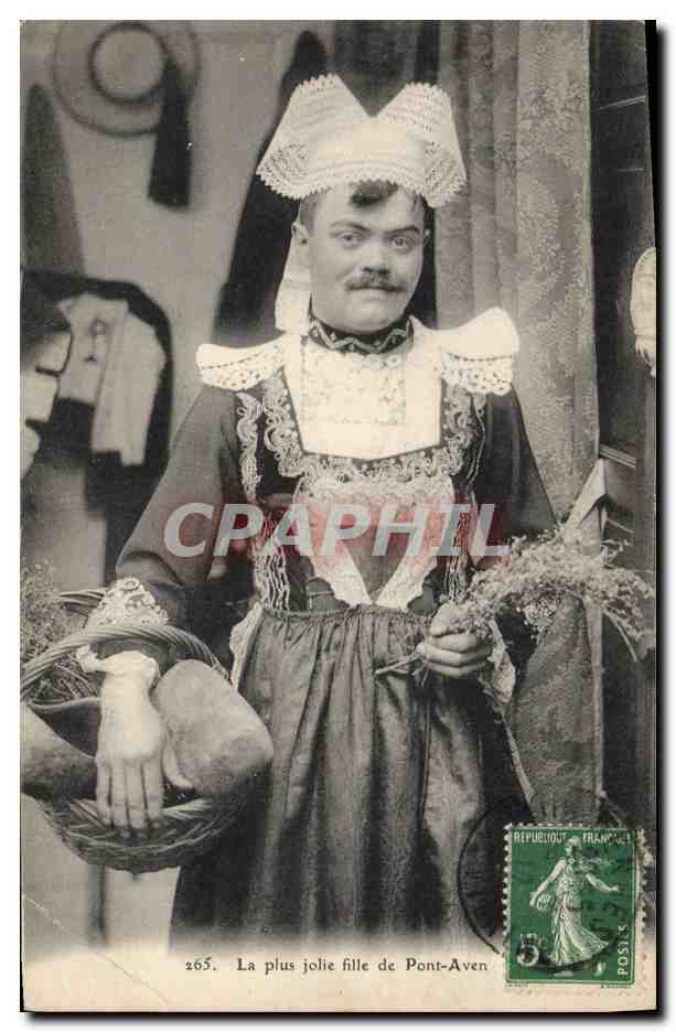 CPA Folklore La plus jolie fille de Pont Aven Homme 