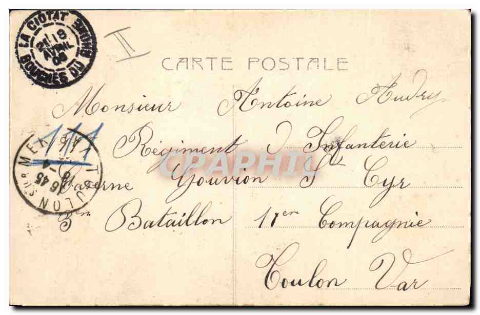 CPA Fantaisie Femme Lettres Lettre O Papillon  — Rückseite