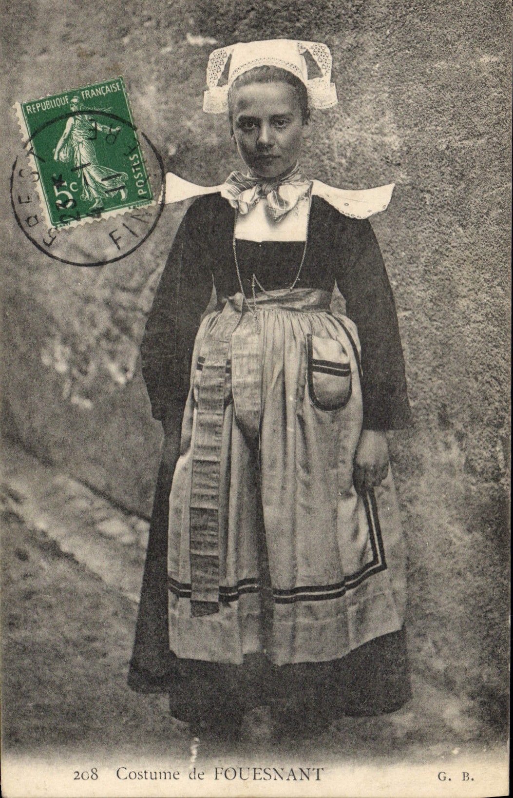 CPA Folklore Costume de Fouesnant
