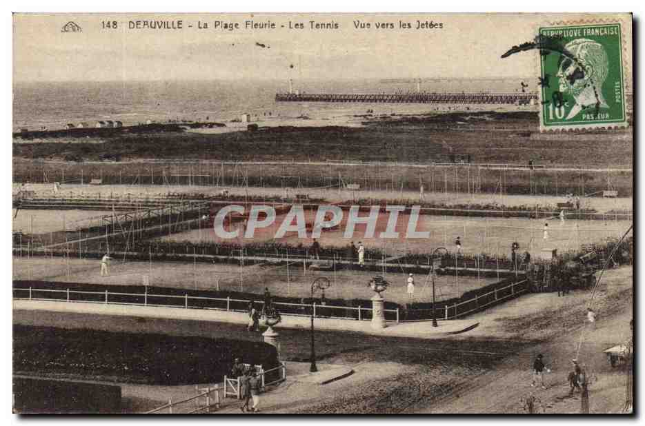 Deauville - La Plage Fleurie - Les Tennis - Vuu vers les Jetées