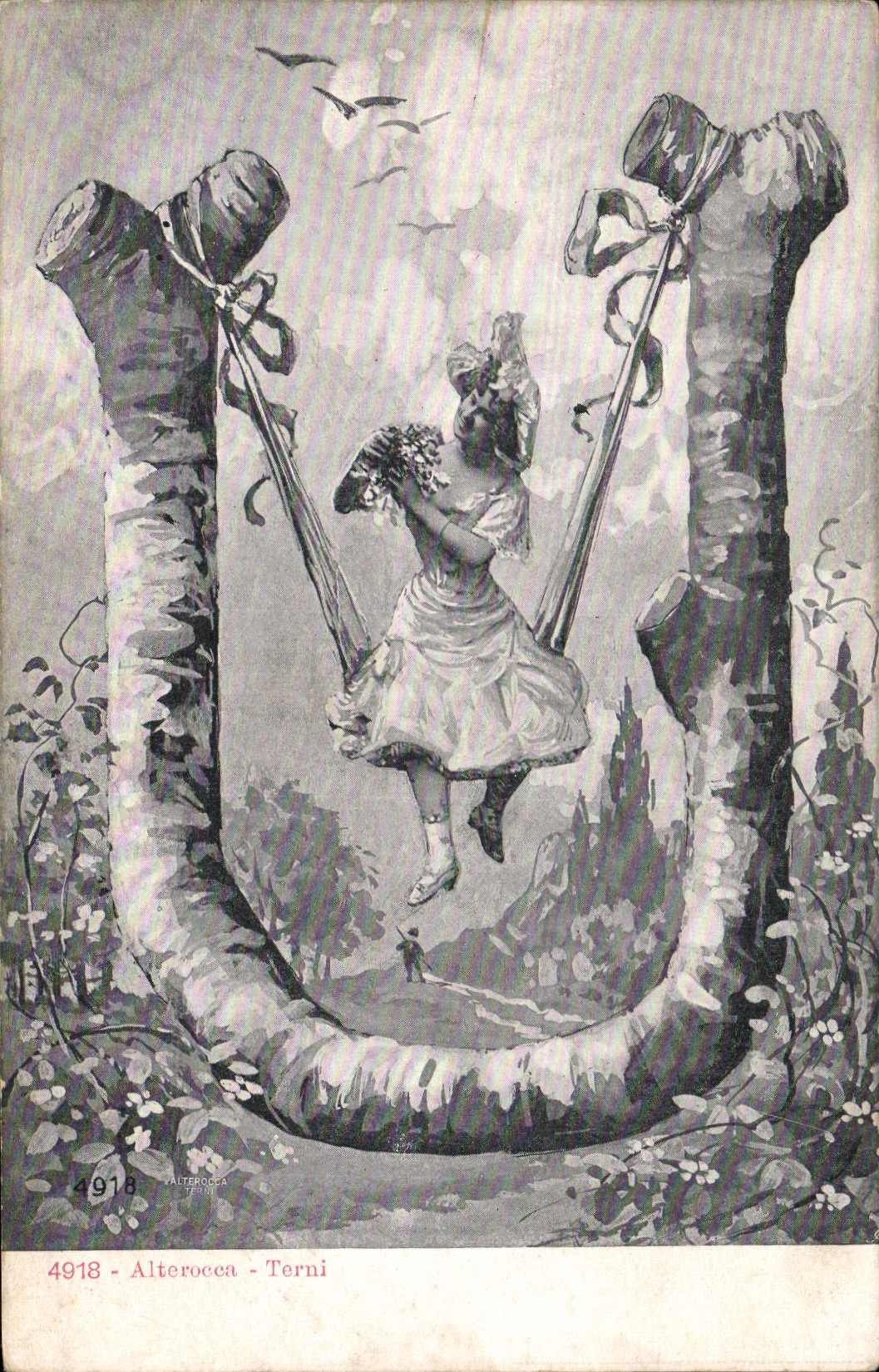 Femme sur balançoire — décor de troncs d'arbres et oiseaux — éditeur ALTEROCCA, n° 4918
