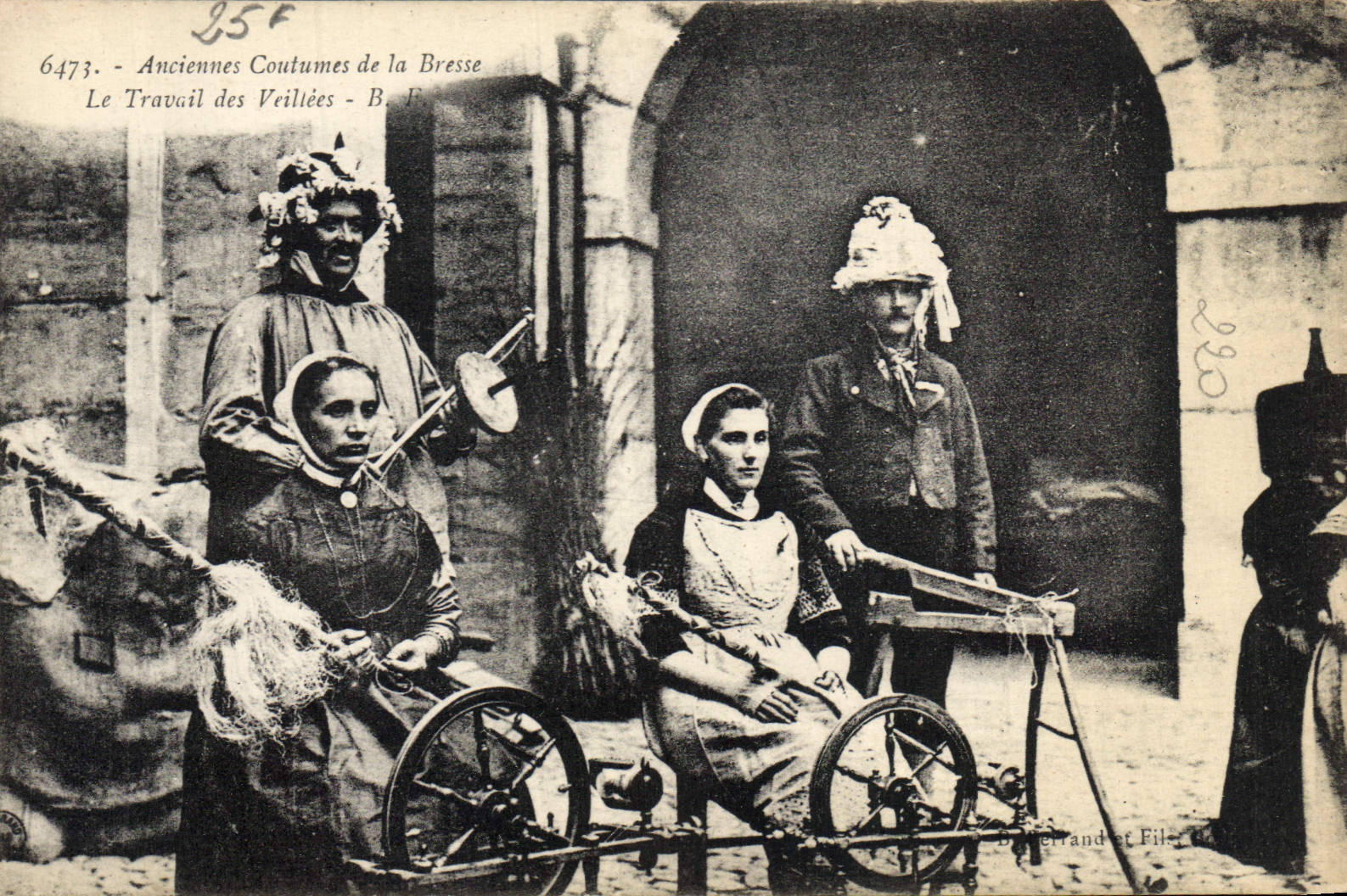 CPA Folklore Anciennes coutumes de la Bresse le travail des veillees 