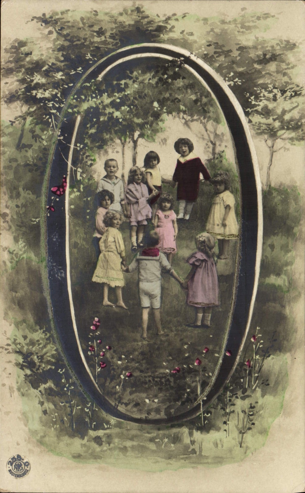 Enfants jouant dans un cadre ovale — illustration colorisée — éditeur non identifié