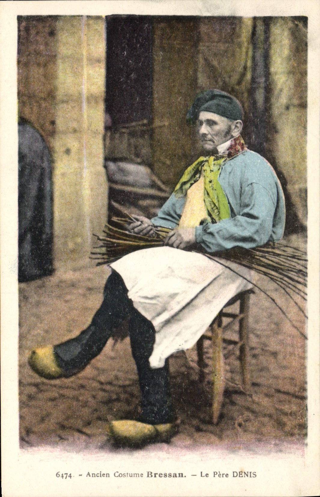 CPA Folklore Bresse Ancien cotume Bressan Le pere Denis