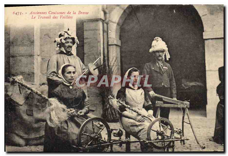 CPA Folklore Anciens costumes de la Bresse Le travail des veillees 