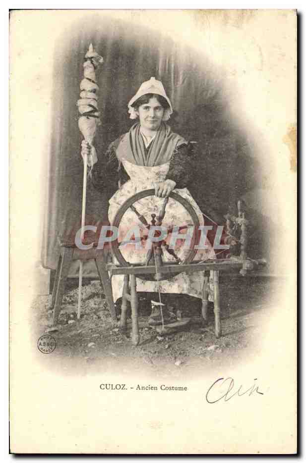 CPA Folklore Bresse Culoz Ancien costume