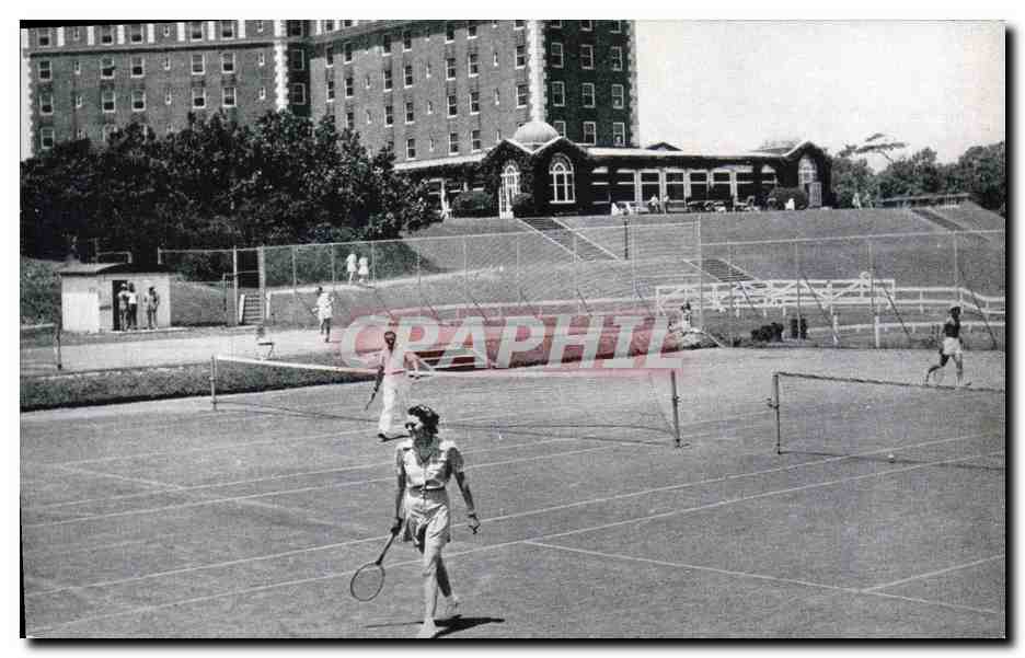 Trois courts de tennis Har-Tru au Cavalier Hotel — Virginia Beach, Virginie — Thomson-El lis-Hutton Co., Baltimore, Md.