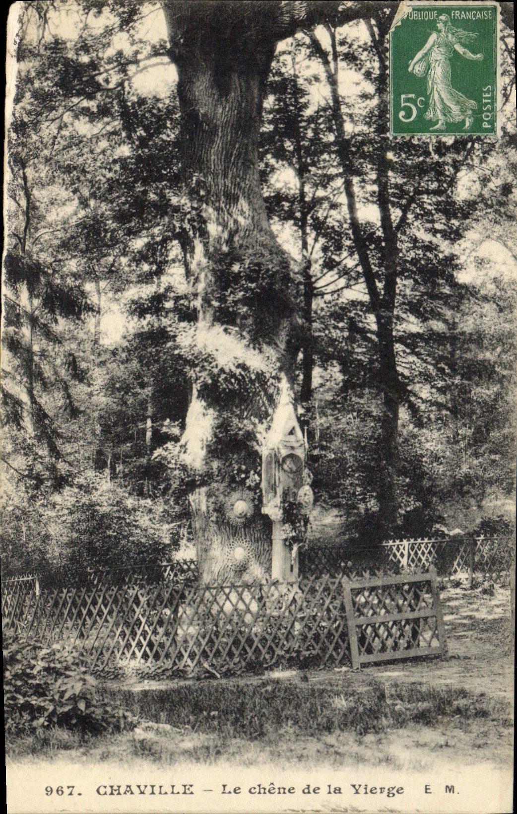 CPA Arbre Chaville Le chene de la vierge 