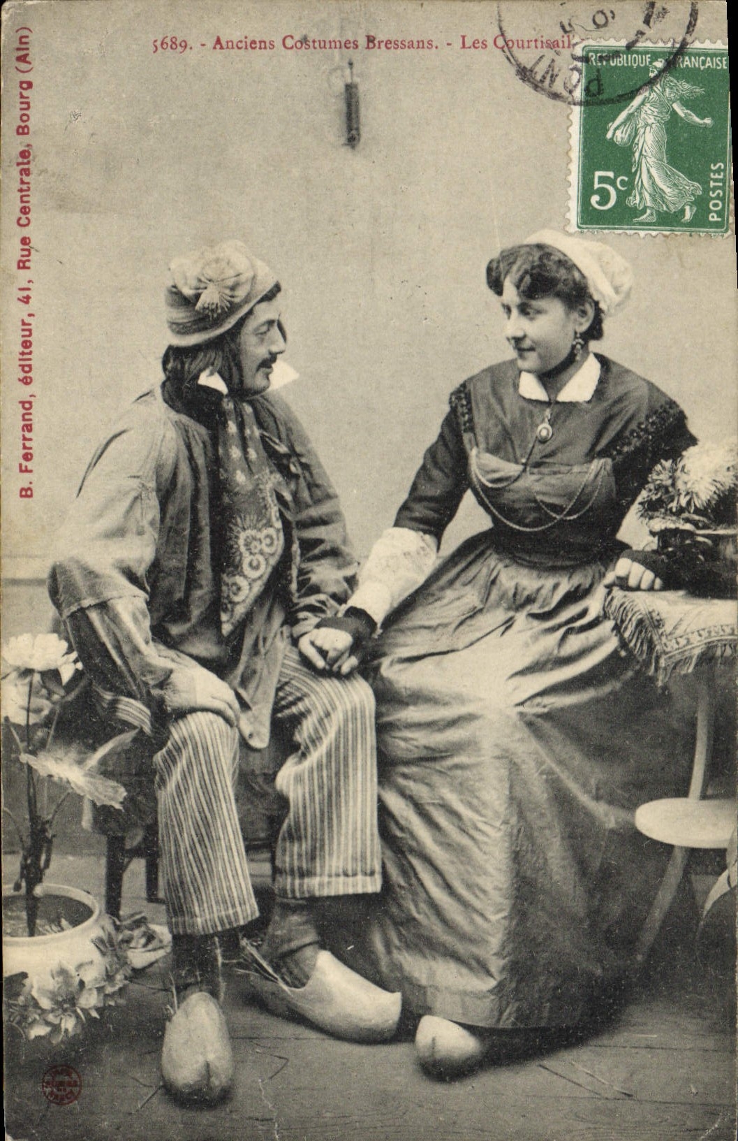 CPA Folklore Anciens costumes Bressans Les courtisailles 