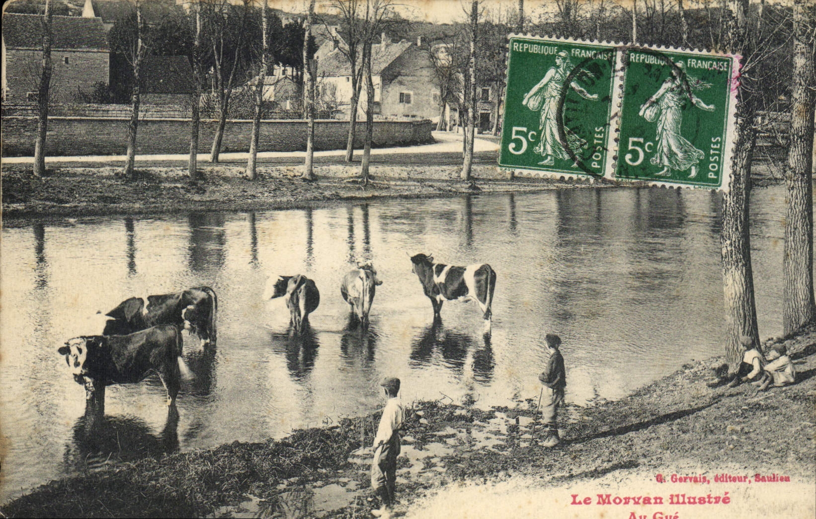 CPA Folklore Morvan le Gue Vaches 