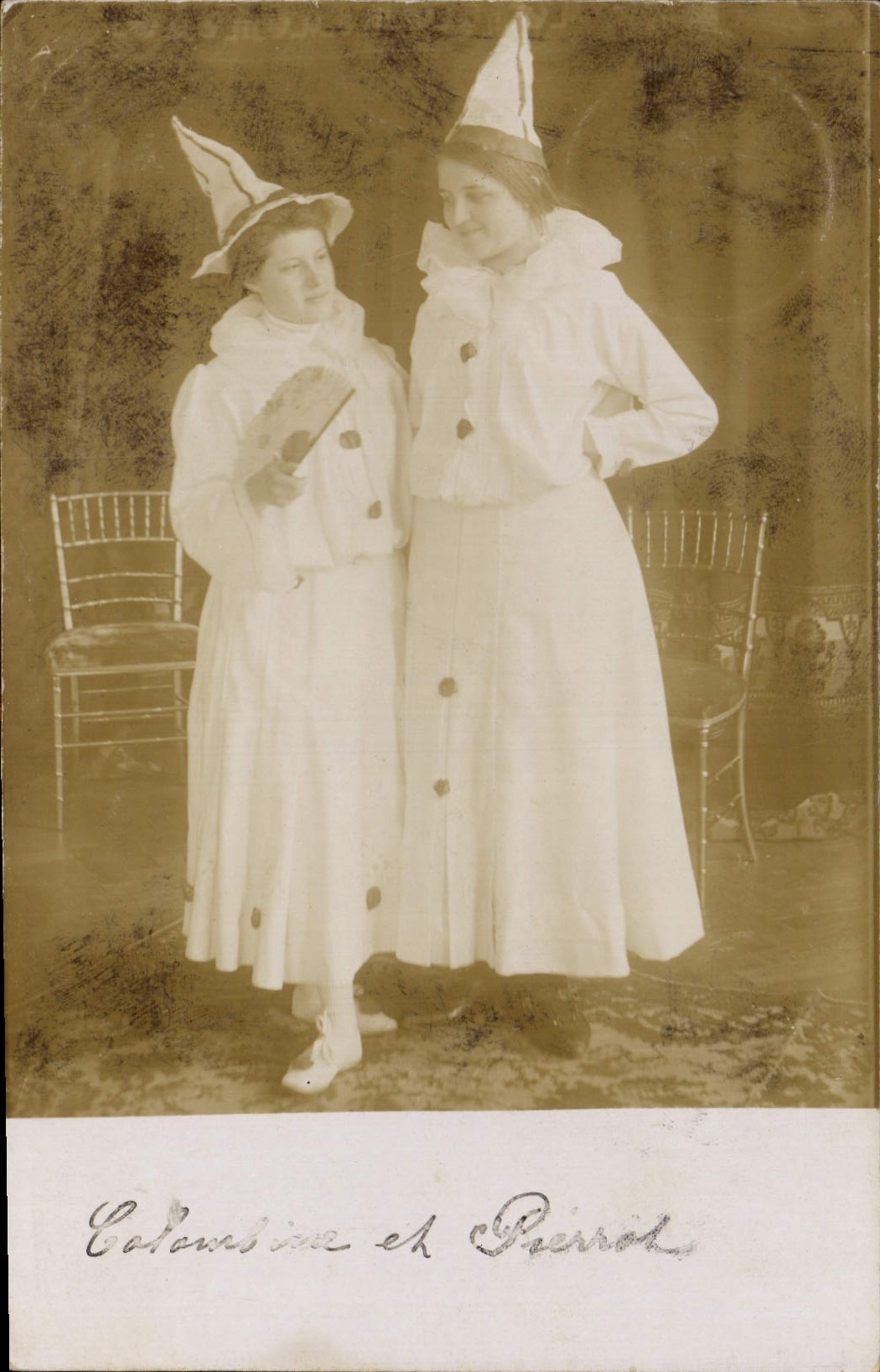 Colombine et Pierrot — photographie de scène — éditeur inconnu