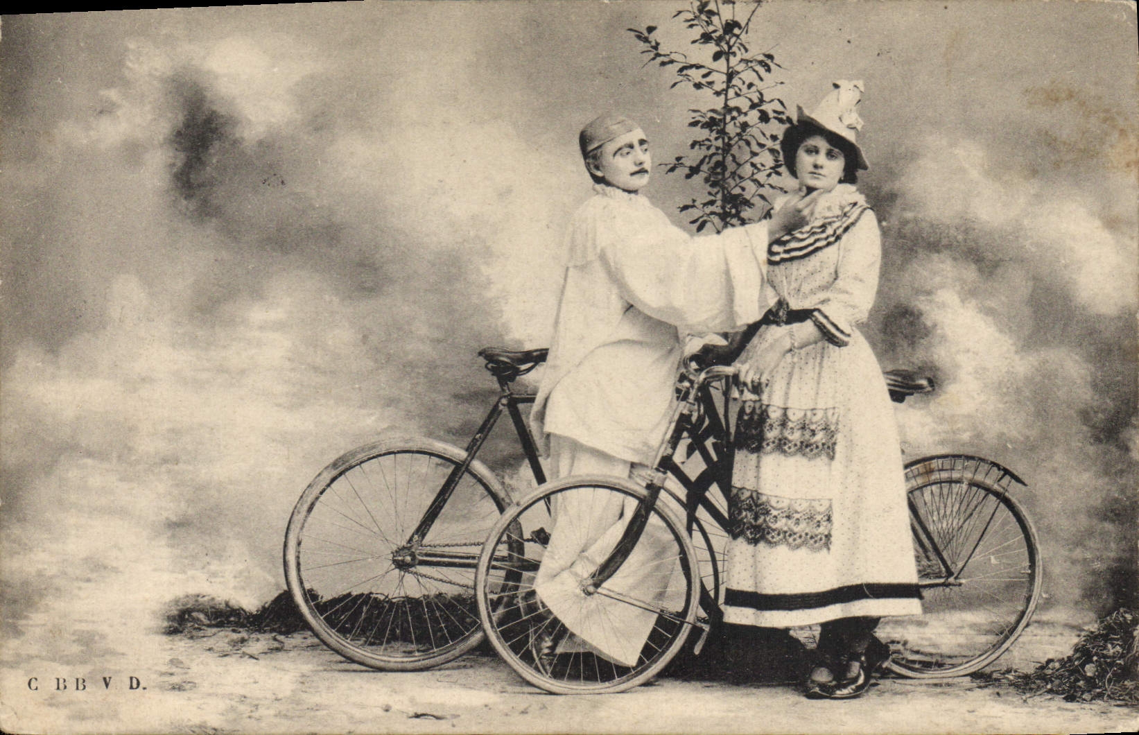CPA Fantaisie Pierrot Velo Cycle 