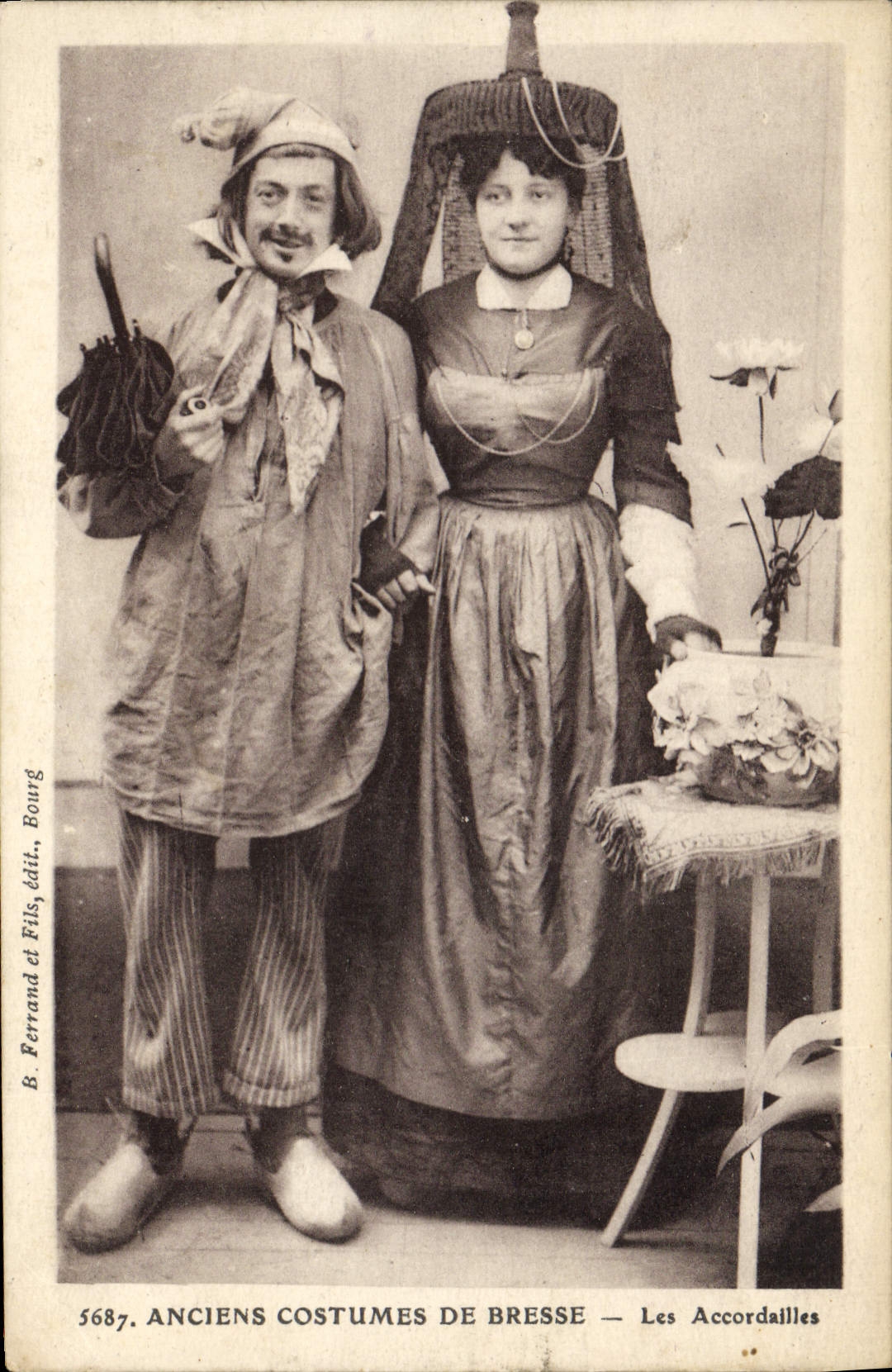CPA Folklore Bresse Les accordailles 