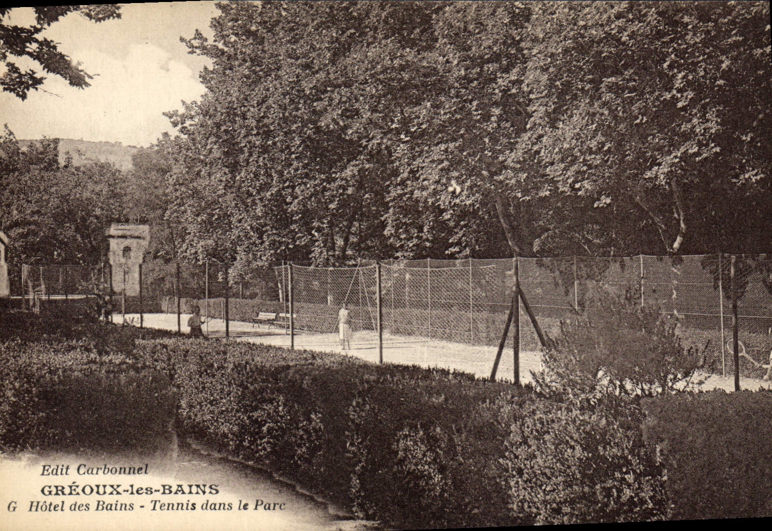Gréoux-les-Bains — Tennis dans le Parc — Edit Carbonnel