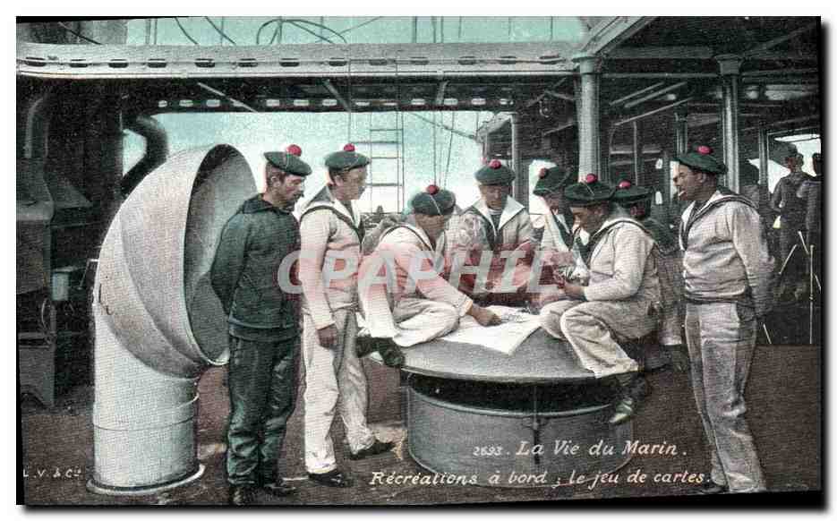 CPA Militaria La vie du marin Recreations a bord Le jeu de cartes 