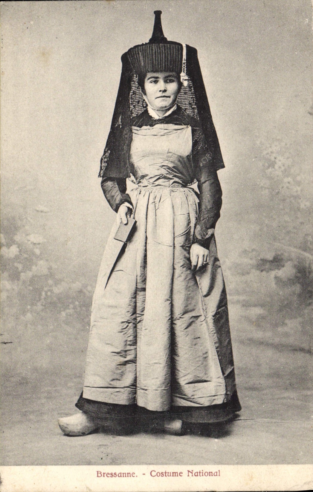 CPA Folklore Bresse Bressane Costume national