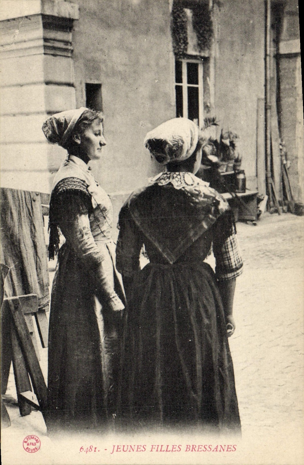 CPA Folklore Bresse Jeunes filles Bressanes