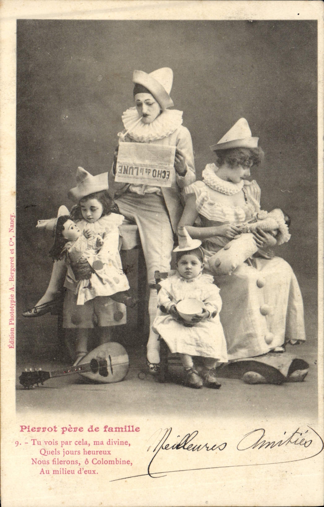 Pierrot père de famille — scène de théâtre — Édition Phototypie A. Bergeret et Cie, Nancy