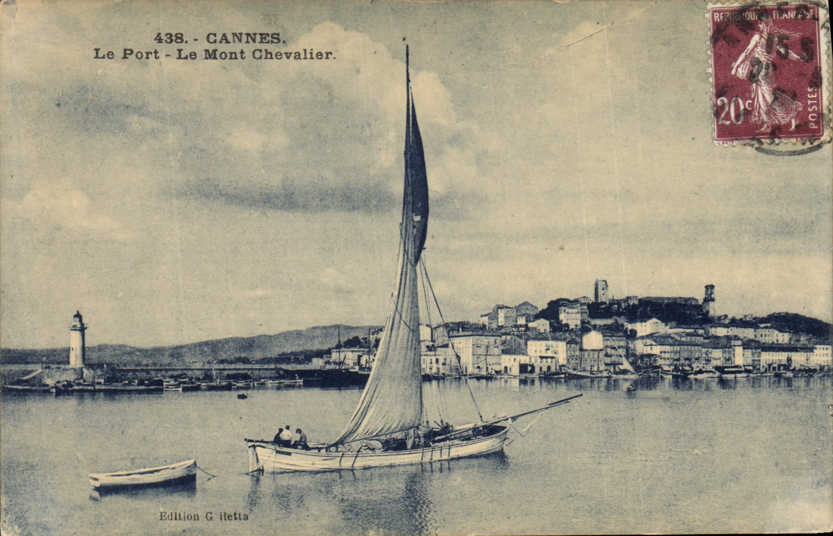 CPA Phare Cannes Le Port Mont chevalier Bateau