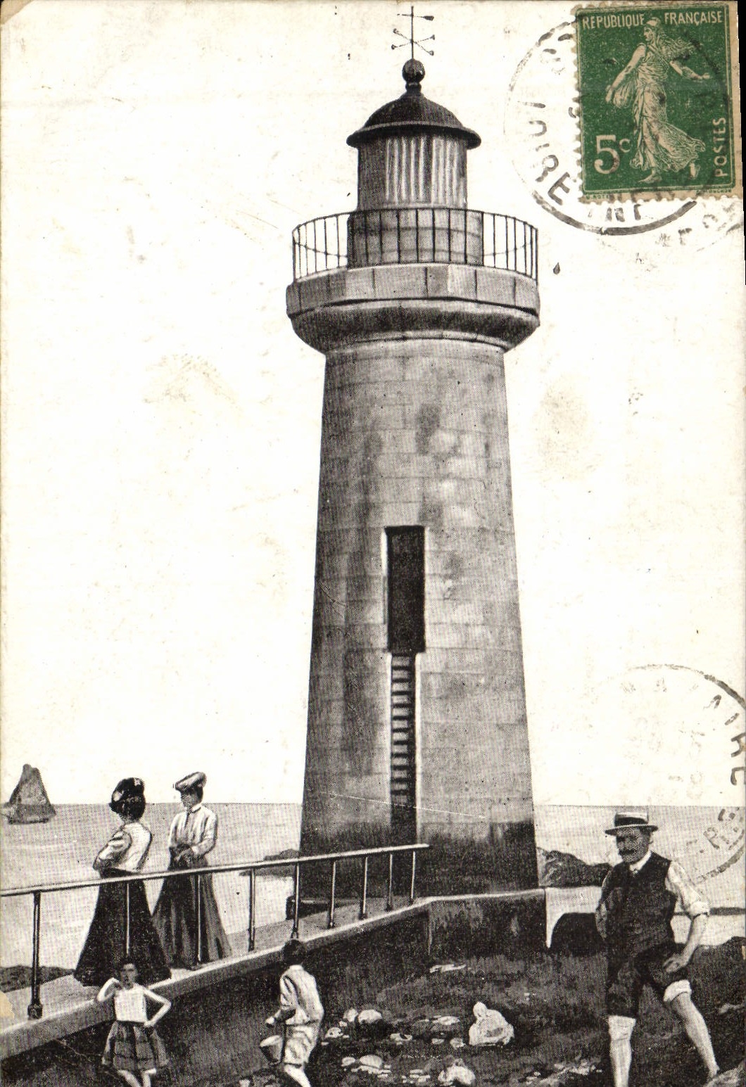 CPA Phare St Nazaire Le phare de Ville es Martin