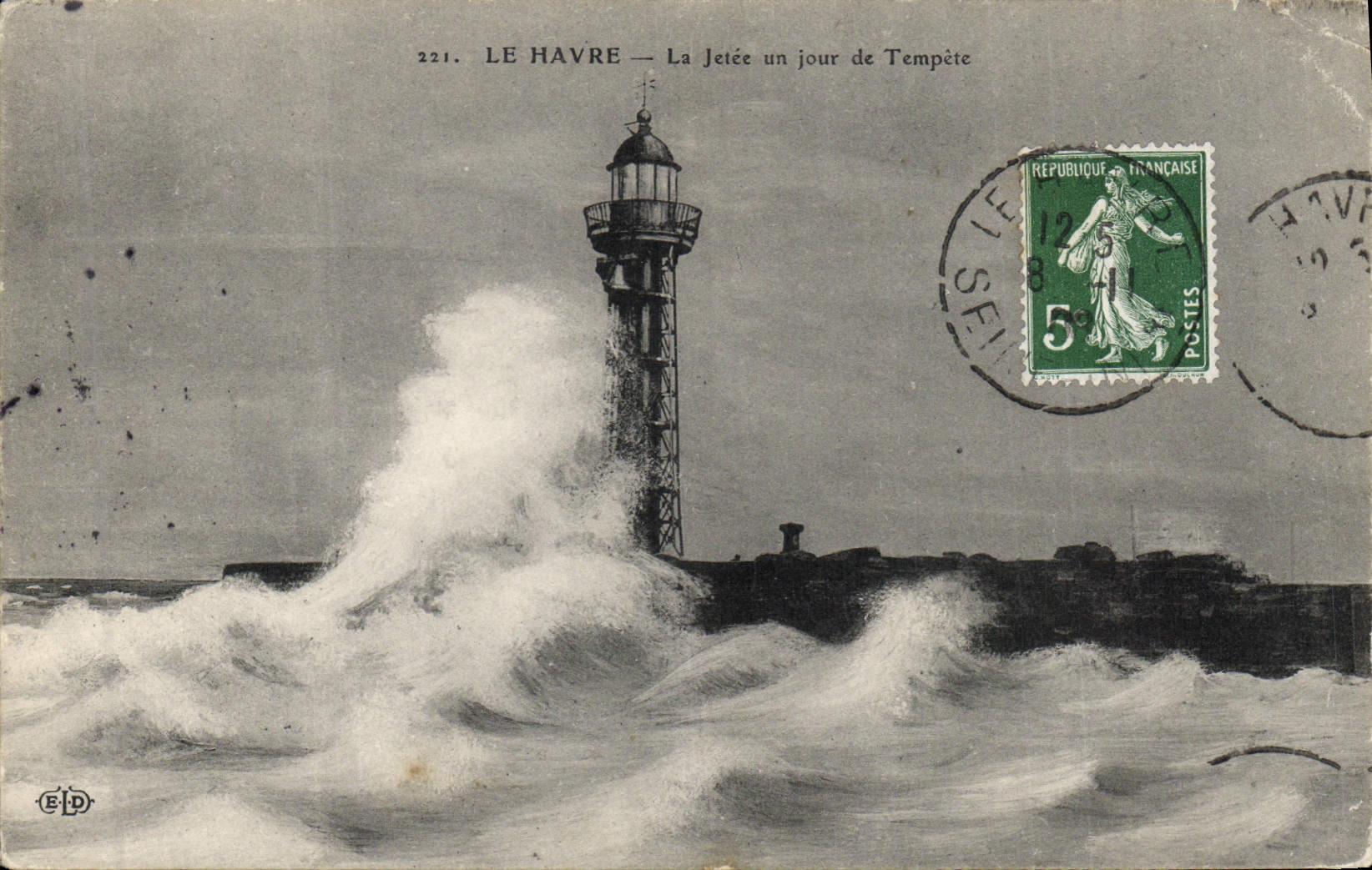 CPA Le Havre La jetee un jour de tempete Phare 
