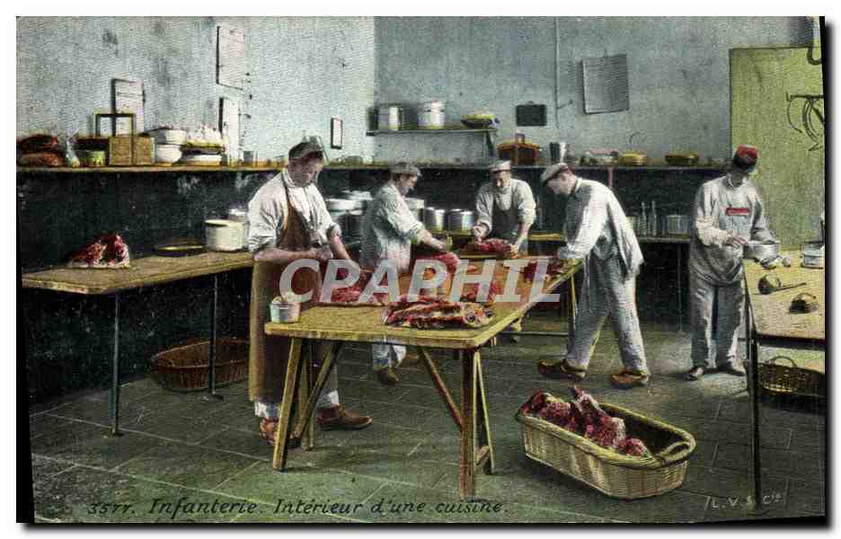 CPA Militaria Infanterie Interieur d'une cuisine Bouchers