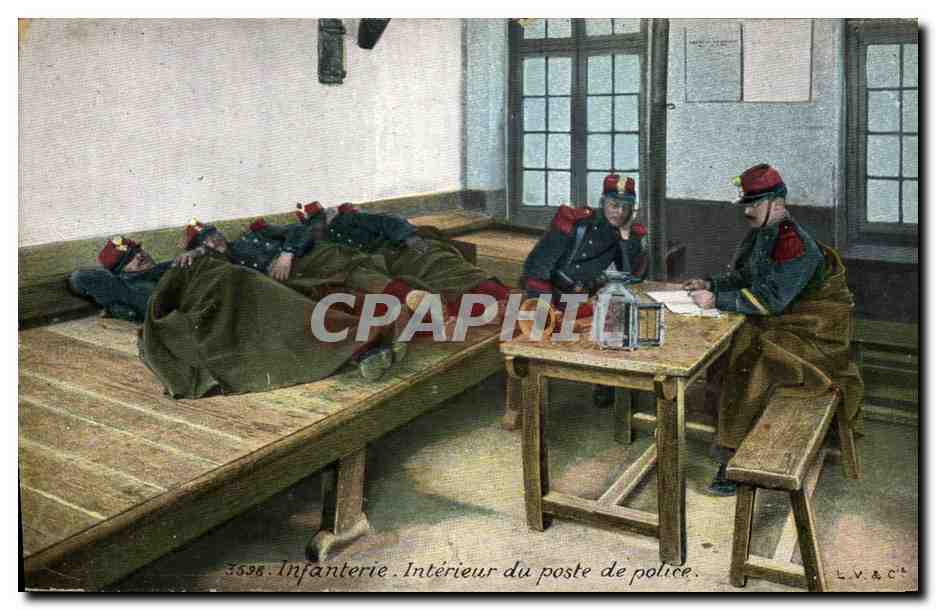 CPA Militaria Infanterie Interieur du poste de police 