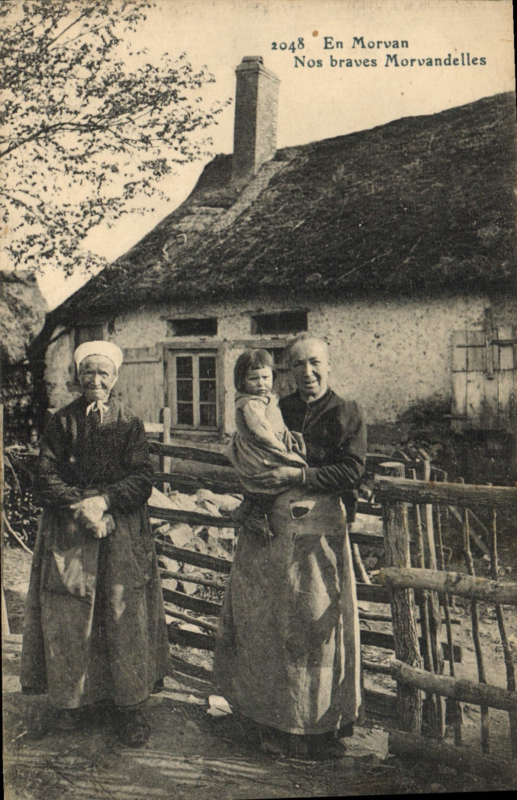 CPA Folklore Morvan Nos braves Morvandelles 