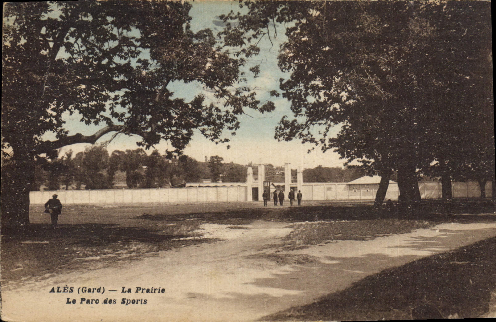 ALÈS (Gard) — La Prairie — Le Parc des Sports