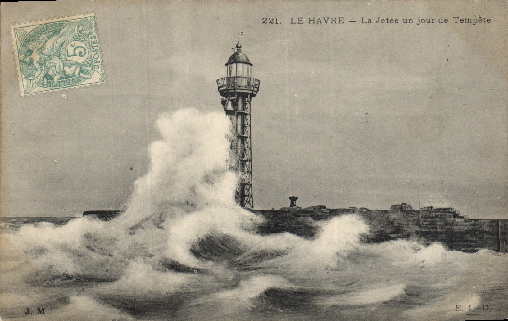 CPA Phare Le Havre La jetee un jour de tempete