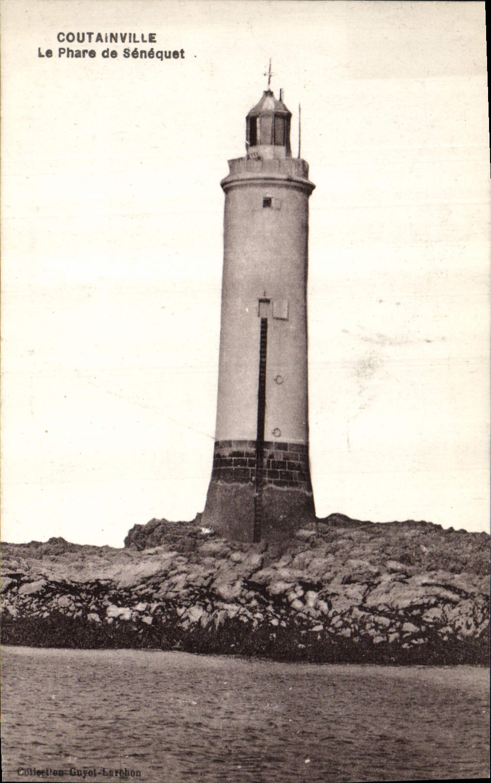 CPA Phare de Senequet Coutainville