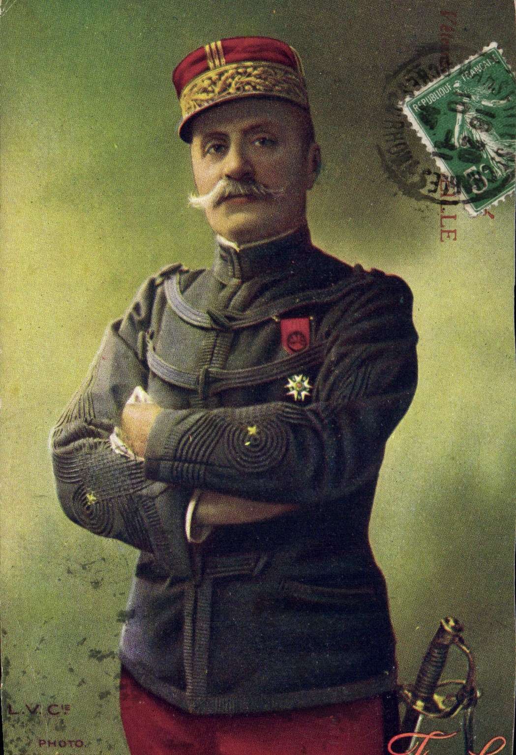 Général Foch — Général de l'armée française — L.V.C. PHOTO