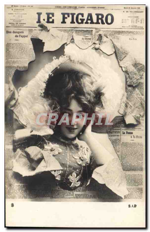 Femme en robe ornée — sur fond de journal I.E. FIGARO — éditeur S.I.R.