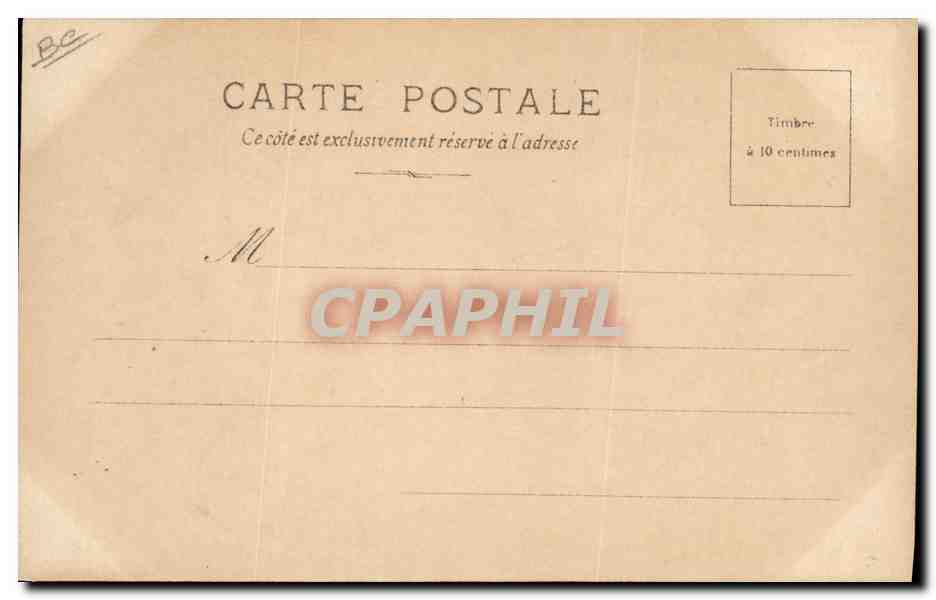 Femme en robe à volants — portrait sur fond de journal — L'Eclair, 2e édition — Verso