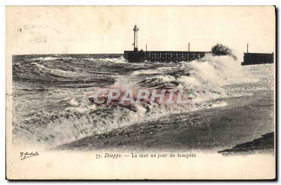 CPA Phare Dieppe La mer un jour de tempete