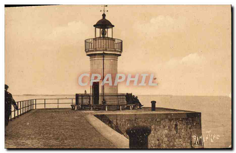 CPA Phare de la Jetee Sud La Pallice Rochelle 