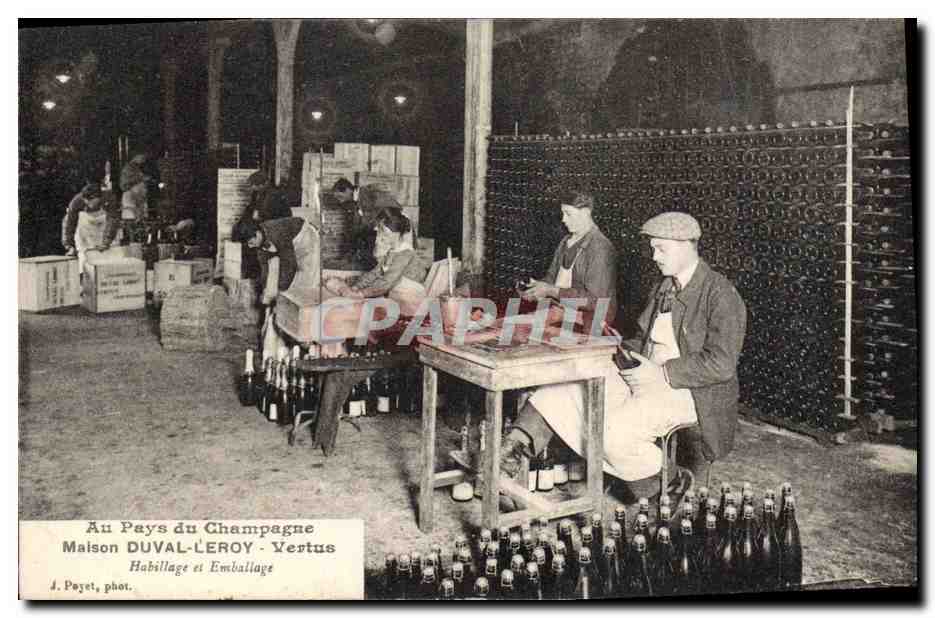 CPA Folklore Vin Vendange Champagne Maison Duval Leroy Vertus Habillage et emballage